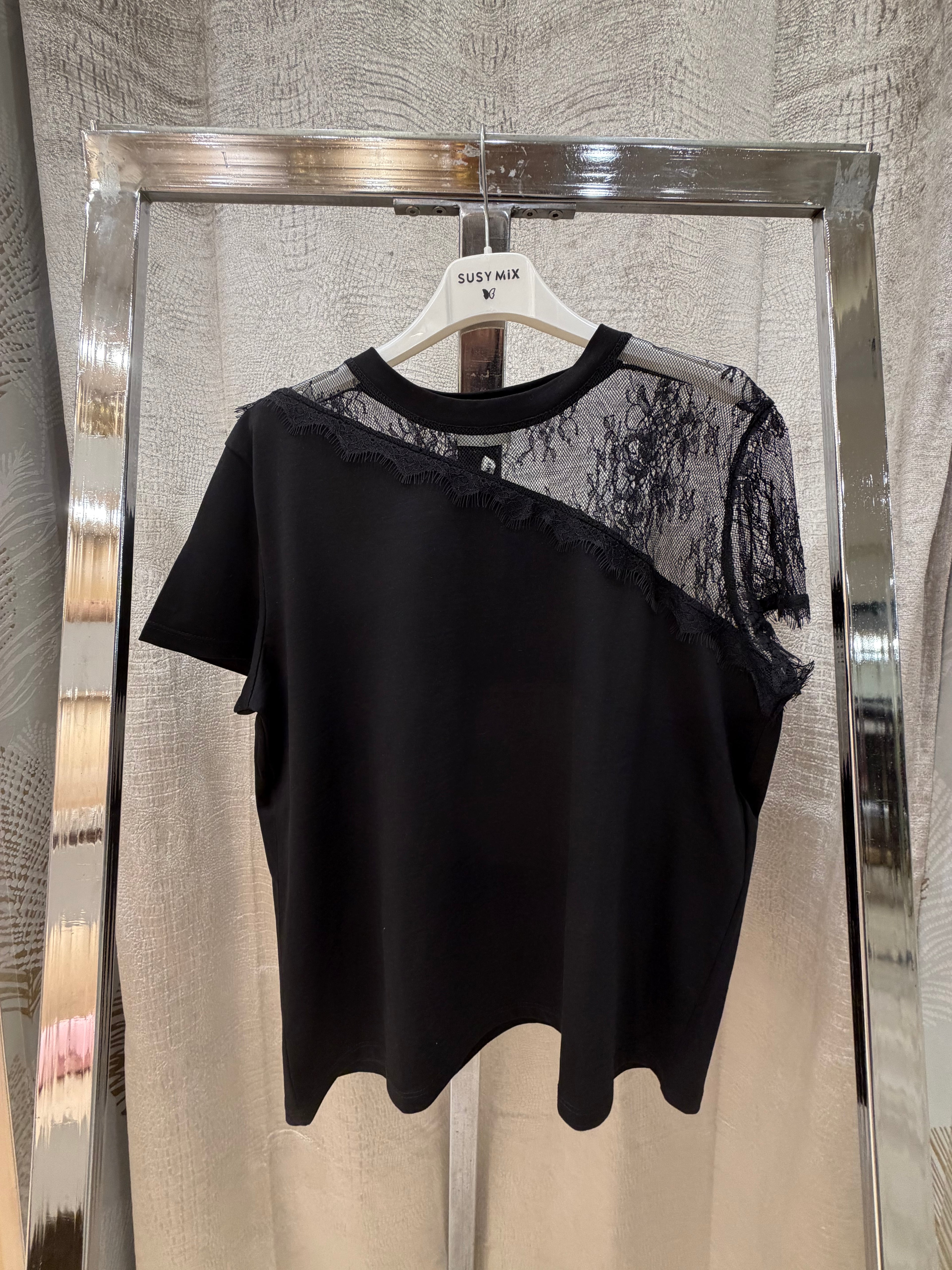 T-shirt pizzo