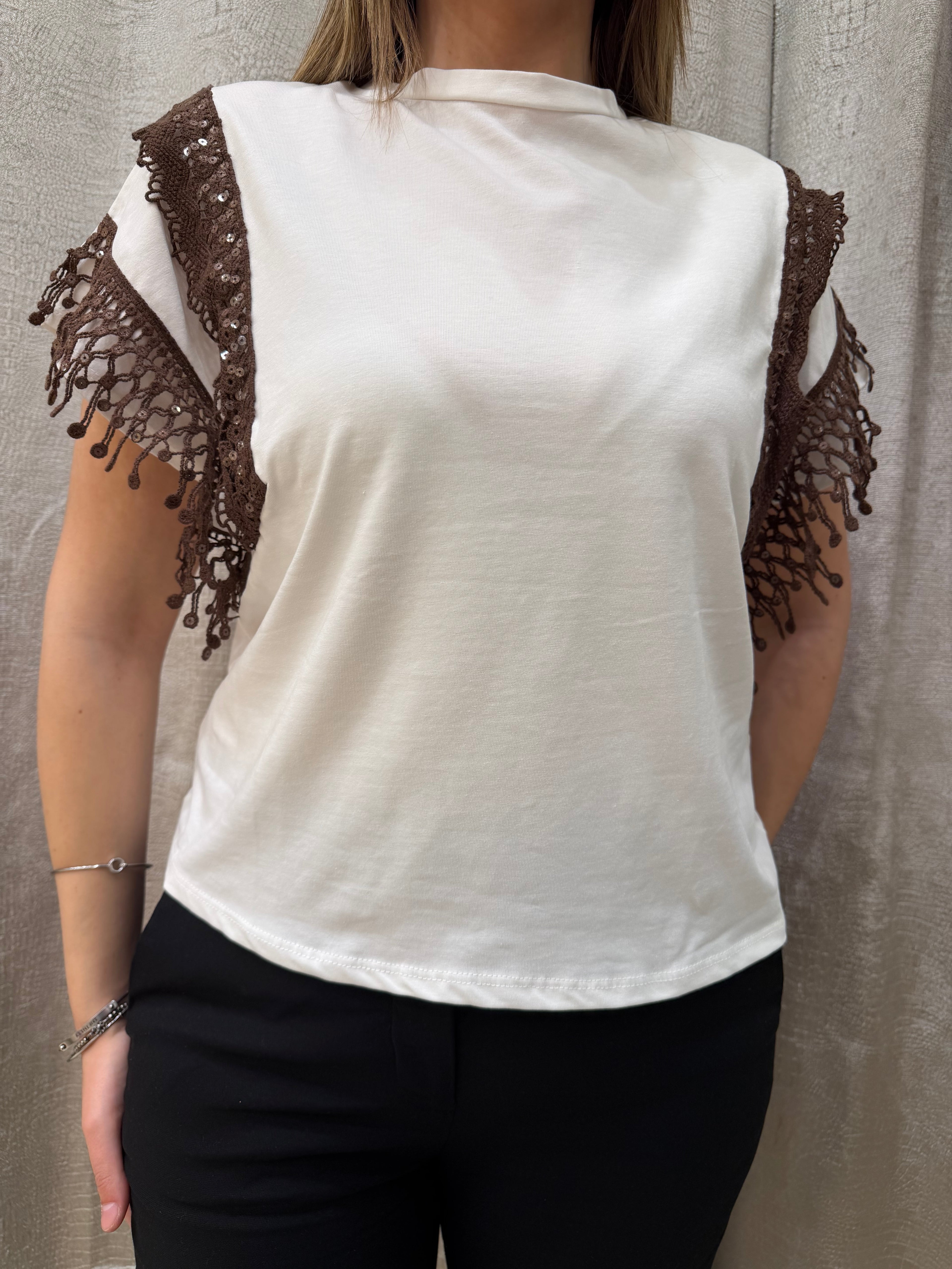 T-shirt frangia