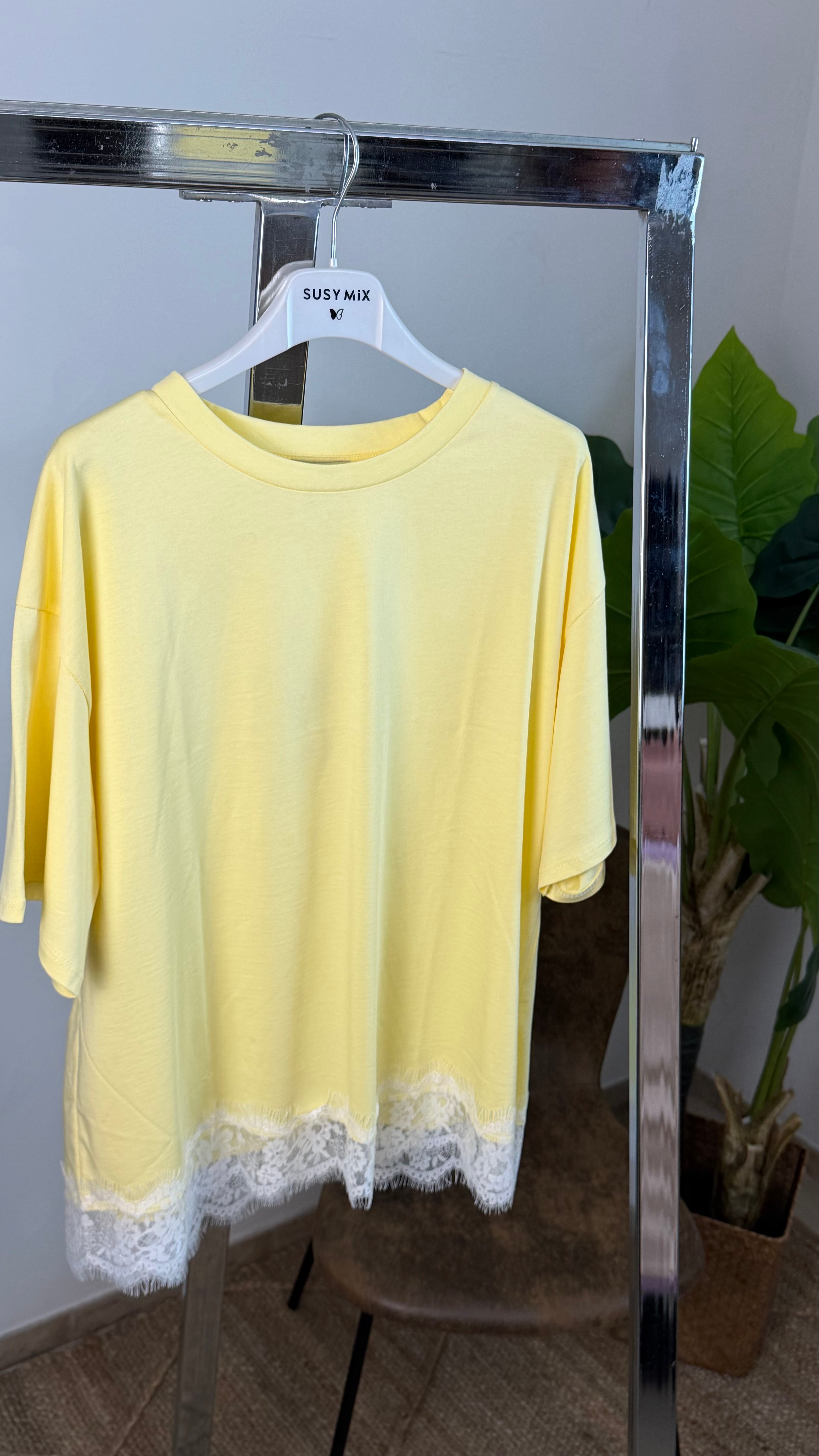 T-shirt pizzo