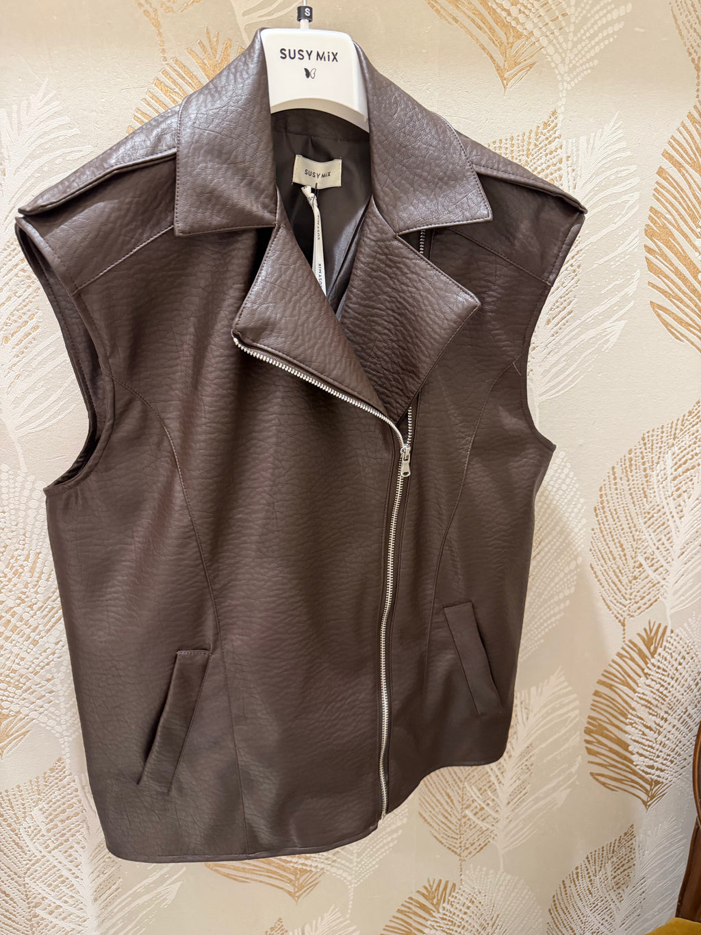 Gilet
